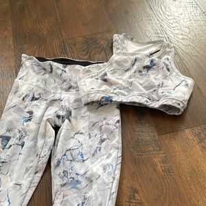 Strut this workout set